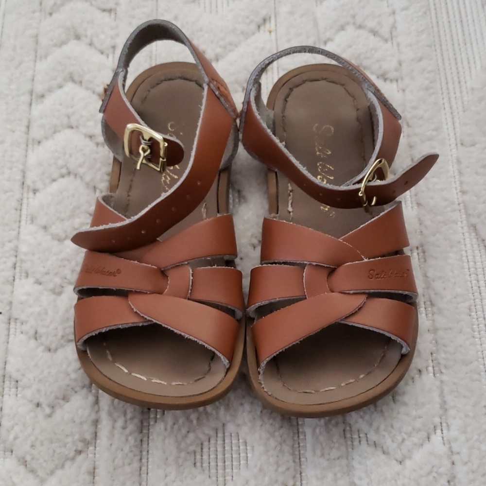 Saltwater Sandals size 10